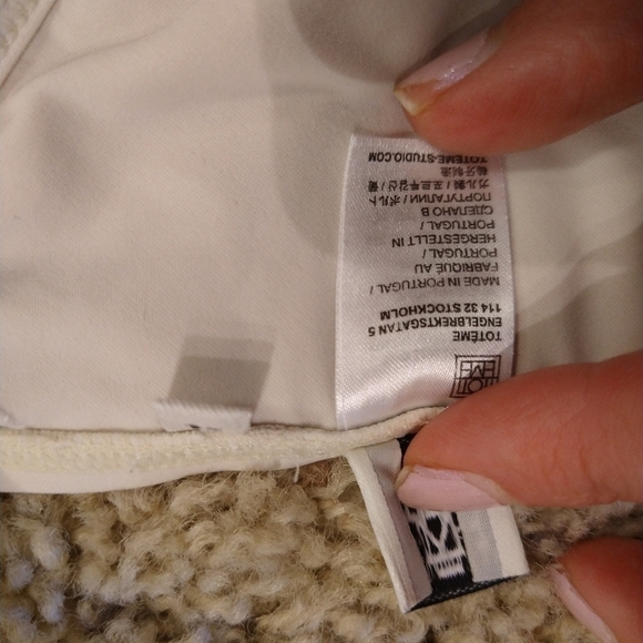 TOTÊME Mashena Bikini Top - Picture 6 of 9